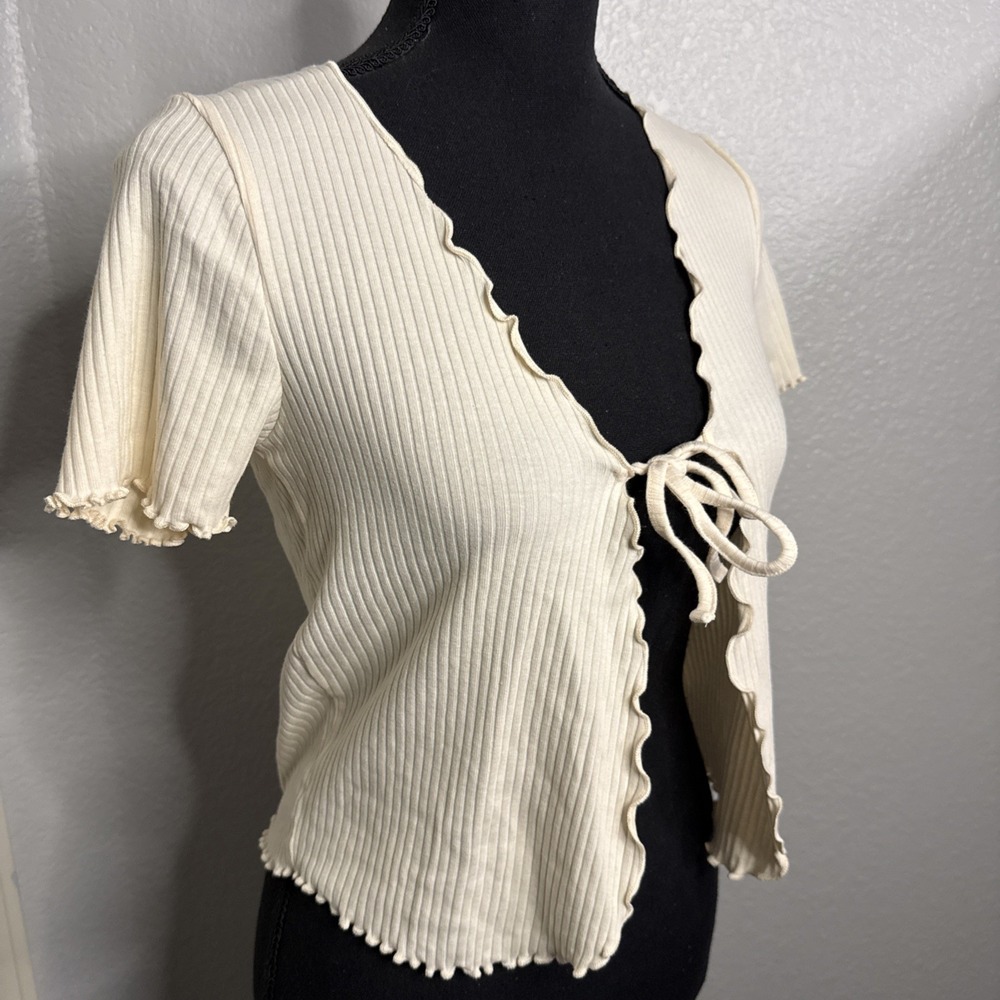 BDG Ribbed Tie Front Crop Top Womens M Cream Lettuce Trim Y2K Coquette